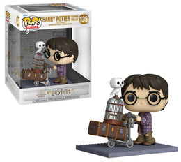 Funko pop! HARRY POTTER Anniversary – Pop! Deluxe – Harry Pushing Trolley (135)
