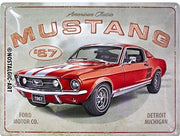 Ford Mustang GT 1967 Rood – Metalen Wandbord 30 x 40 cm